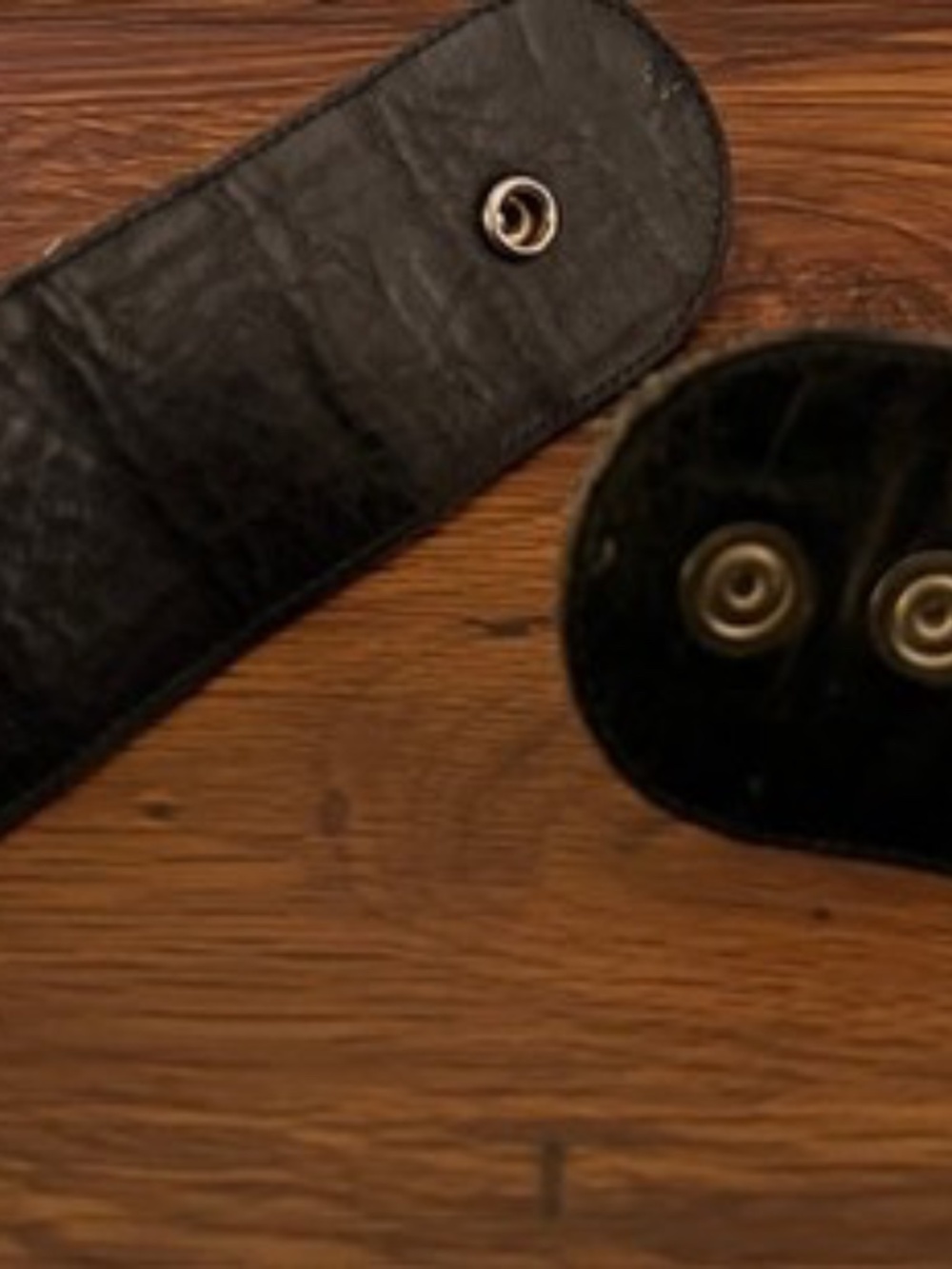 VINTAGE 1980s Vic Wood Peacock Belt - Leather with Rhinestone Goldtone Buckle - Picture 3 of 3